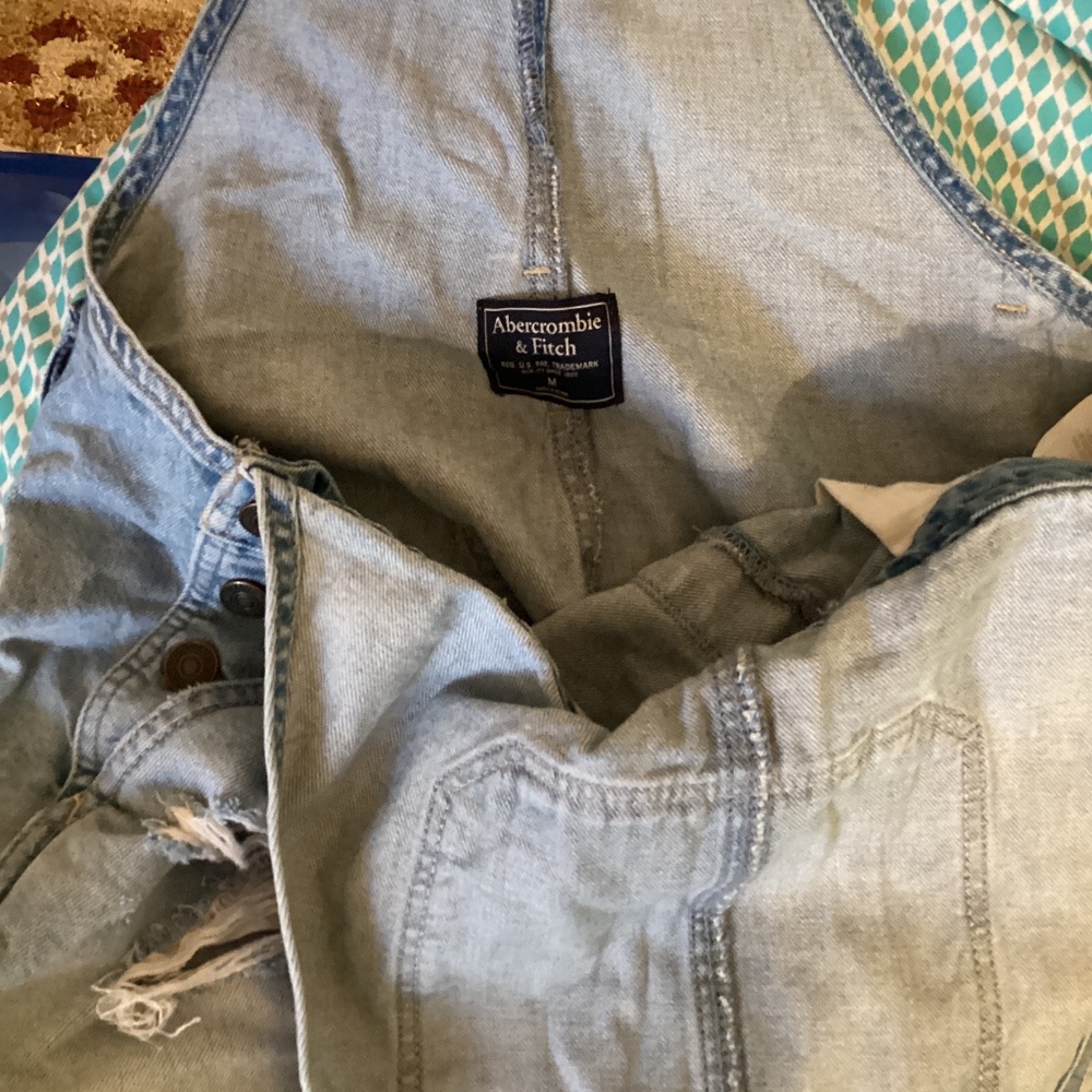 Abercrombie & Fitch Distressed Denim Overall Shorts M